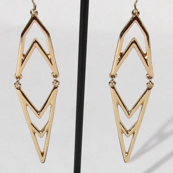 Vintage Art Deco Style Earrings - Picture 4 of 5